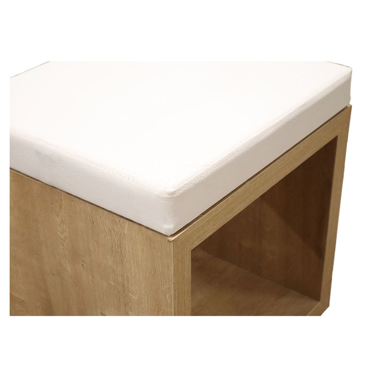 BANCO PARA PEDICURISTA MODELO CUBO